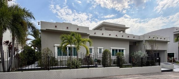3 bedrooms House for sale in Pattaya, Chonburi, Eastern Thailand, Thailand № 85486 2