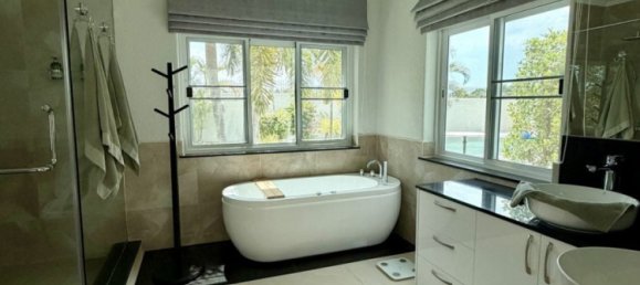 3 bedrooms House for sale in Pattaya, Chonburi, Eastern Thailand, Thailand № 85486 14