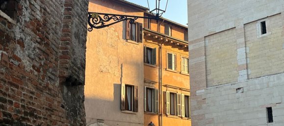 4 rooms Apartment in Verona, Italy No. 59255 7