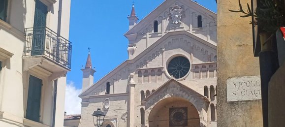 4 rooms Apartment in Verona, Italy No. 59255 12