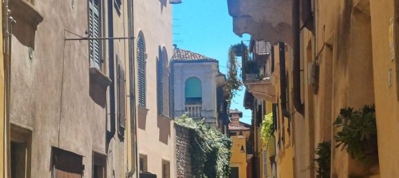 4 rooms Apartment in Verona, Italy No. 59255 13