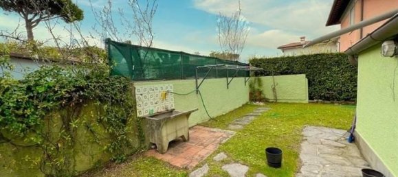 6 rooms Villa in Forte dei Marmi, Italy No. 24482 6