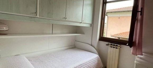 6 rooms Villa in Forte dei Marmi, Italy No. 24482 24