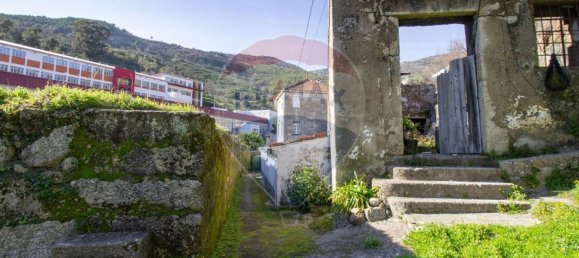 640m² Warehouse in Covilha, Portugal No. 68034 6