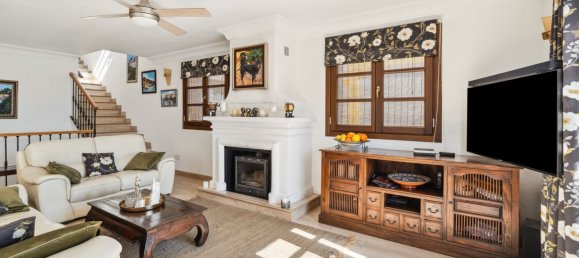 3 bedrooms Townhouse in La Quinta, Spain No. 133944 2