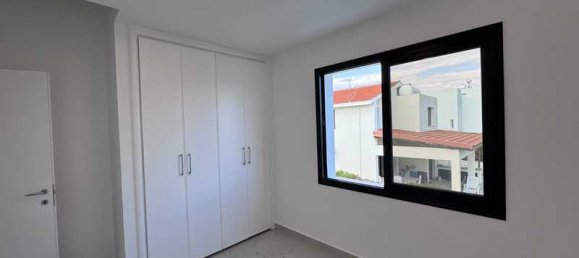 Imóvel comercial T4 em Larnaca, Cyprus N.º 14667 8