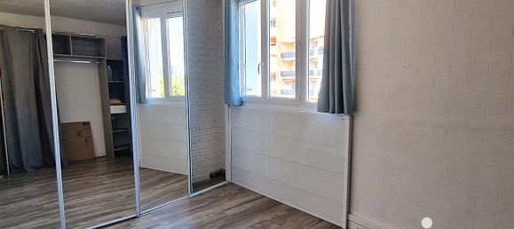 2 bedrooms Apartment in Marseille, France No. 344055 8