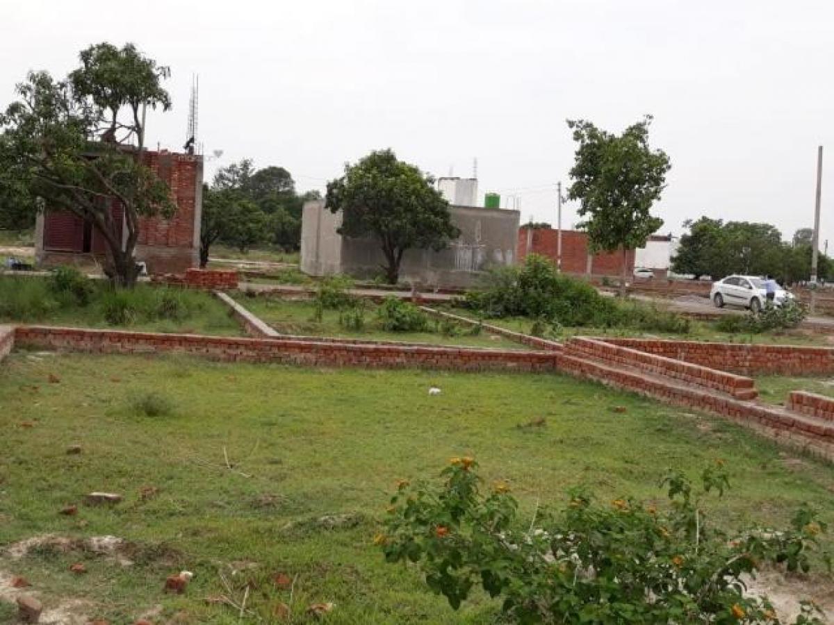 Terreno en Lucknow, India No. 30480