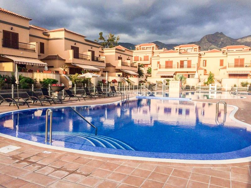 2 غرف نوم تاون هاوس في Adeje, Spain رقم 62196