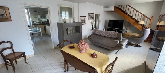 3 bedrooms House in Perigueux, France No. 108382 5