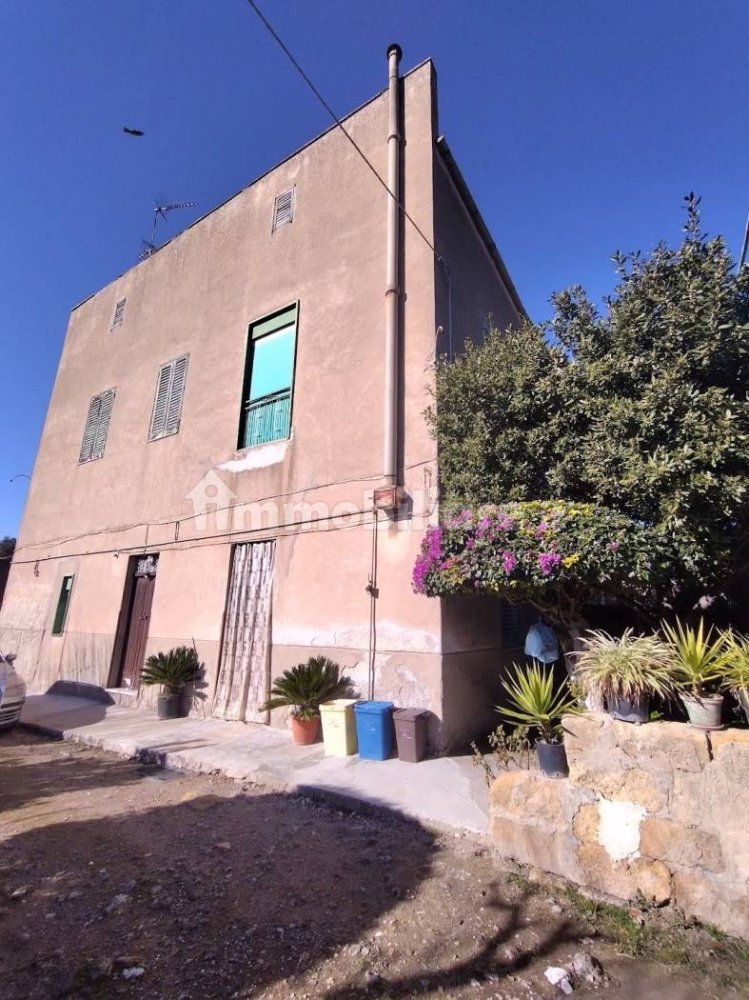 Вилла с 4 спальнями в Арагона, Италия № 265912