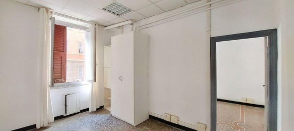 Oficina en Genoa, Italy 88 m² No. 371474 4