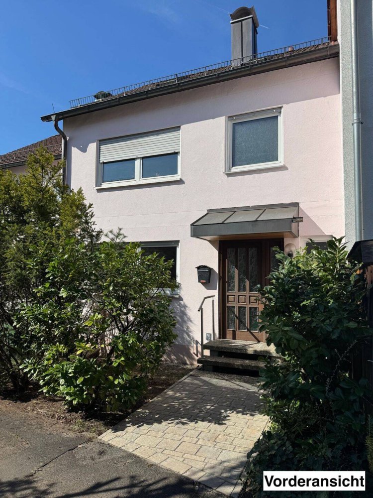 4 rooms Townhouse in Roth, Germany No. 304834