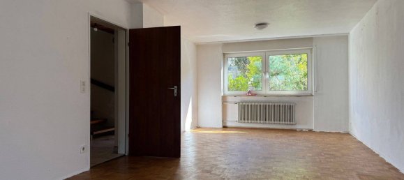 4 rooms Townhouse in Roth, Germany No. 304834 3