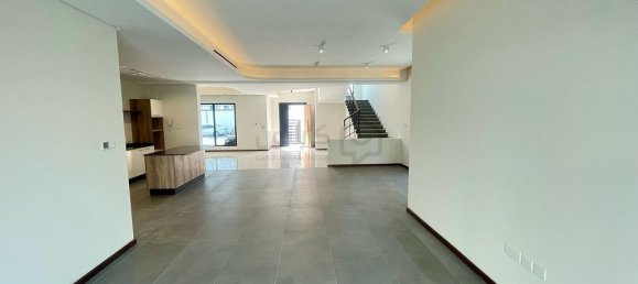 4 bedrooms Villa in Al Dair, Bahrain No. 150 2