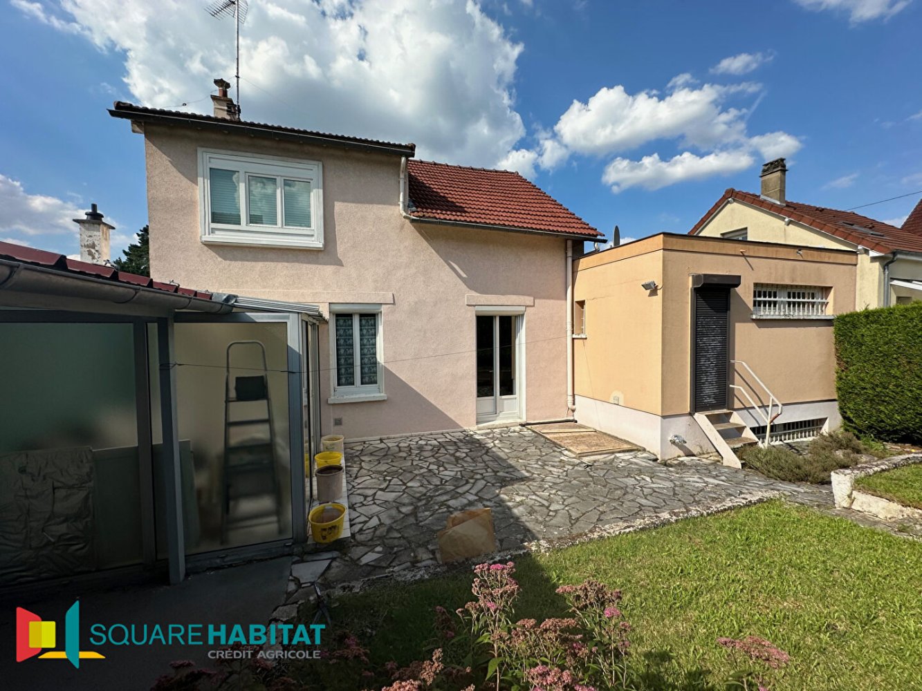 3 chambres Maison à Chartres, France No. 273612