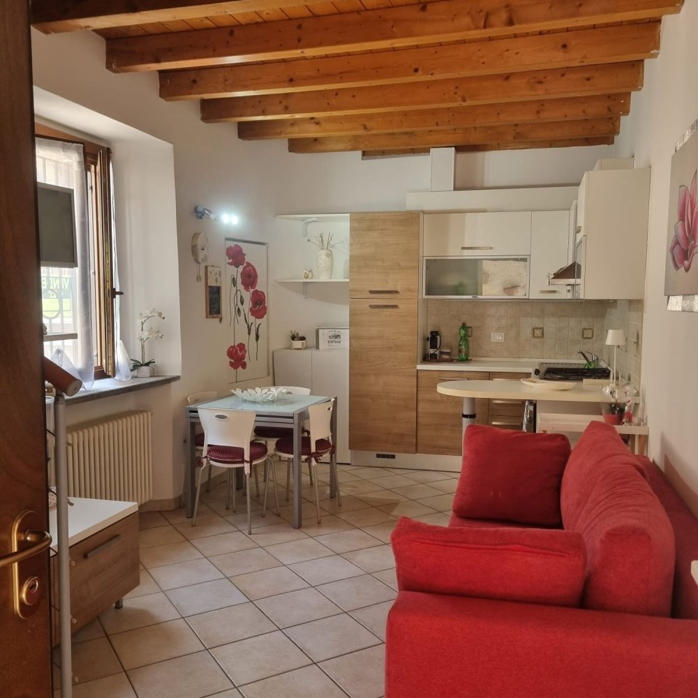 Квартира с 3 комнатами в Мезенцана, Италия № 283241