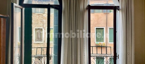 2 chambres Appartement à Venice, Italy No. 129939 34