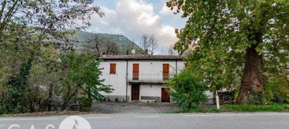 Casa de 3 dormitorios en Cesena, Italy No. 101565 2