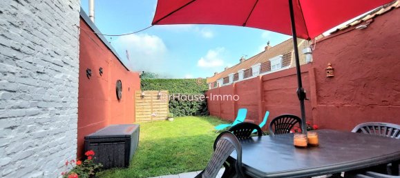 Casa de 3 dormitorios en Wattrelos, France No. 52399 8