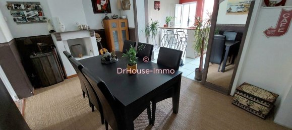 Casa de 3 dormitorios en Wattrelos, France No. 52399 2