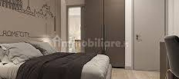 2 bedrooms Apartment in Parma, Italy No. 227110 3