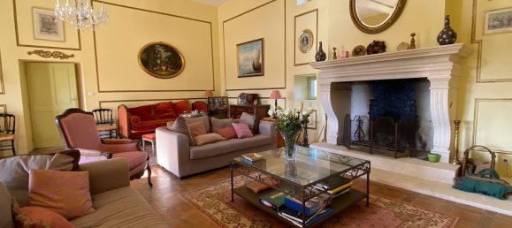 7 bedrooms House in Uzes, France No. 188991 10