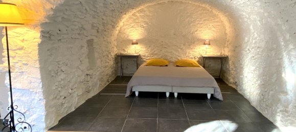 7 bedrooms House in Uzes, France No. 188991 16