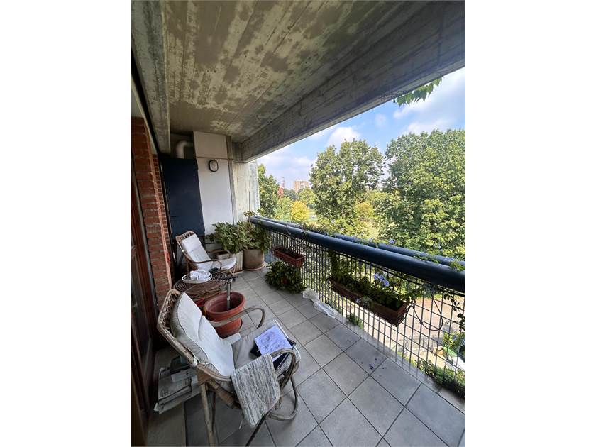 2 bedrooms Apartment in Milan, Italy No. 352398