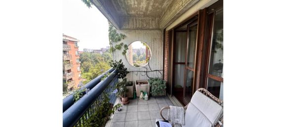 2 bedrooms Apartment in Milan, Italy No. 352398 16