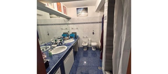 2 bedrooms Apartment in Milan, Italy No. 352398 10