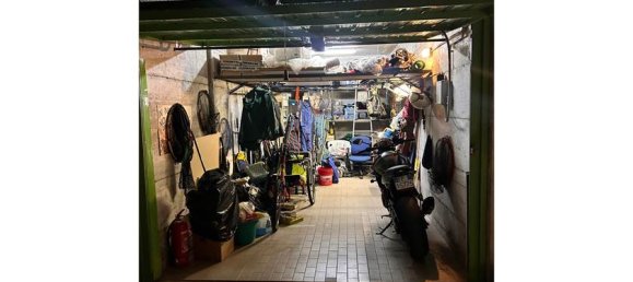 2 bedrooms Apartment in Milan, Italy No. 352398 15