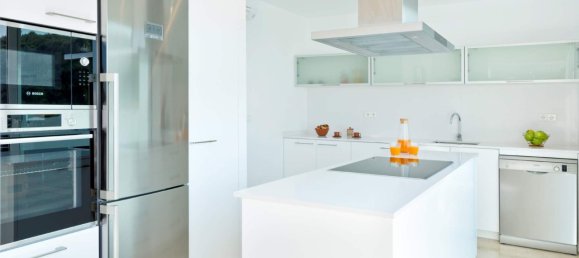 5 bedrooms Villa in Altea, Spain No. 285046 13