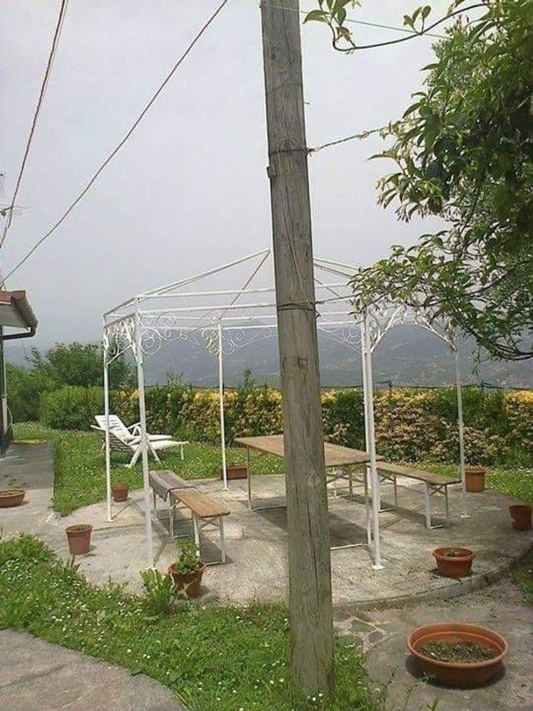 Casa de 3 habitaciónes en Vezzano Ligure, Italy No. 217214