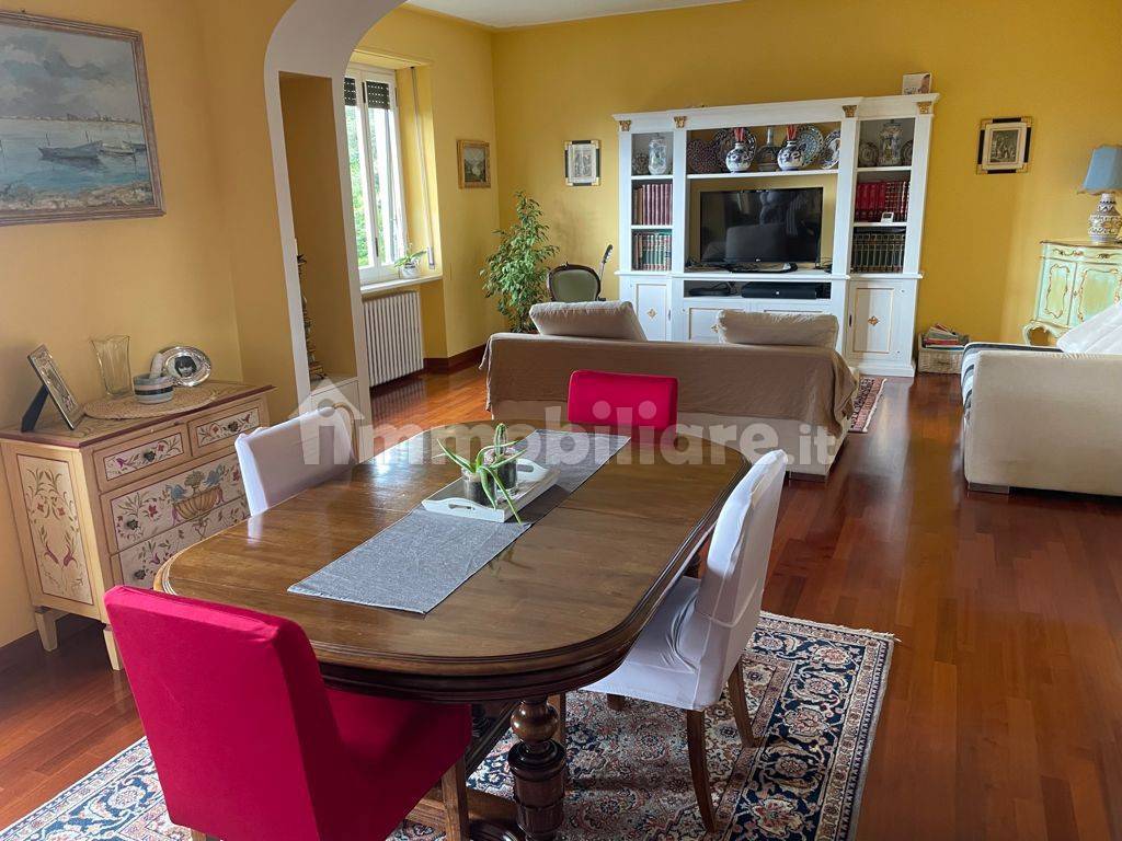 Квартира с 3 спальнями в Перуджа, Италия № 113556