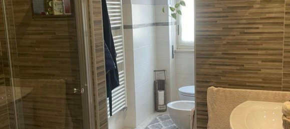 Квартира с 3 спальнями в Перуджа, Италия № 113556 15