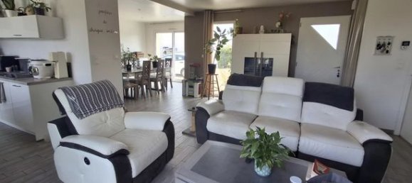 4 bedrooms House in Varennes-le-Grand, France No. 353594 4