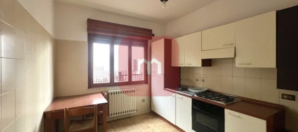 3 bedrooms Apartment in Frosinone, Italy No. 48261 7