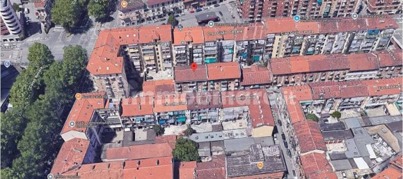 1 bedroom Apartment in Turin, Italy No. 10142 8