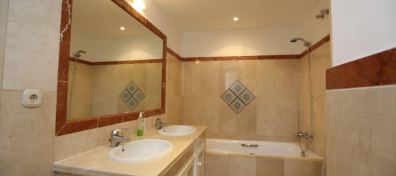 2 bedrooms Apartment in Casares, Spain No. 104722 8