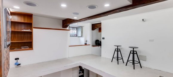 2 bedrooms Apartment in Rome, Italy No. 54013 18