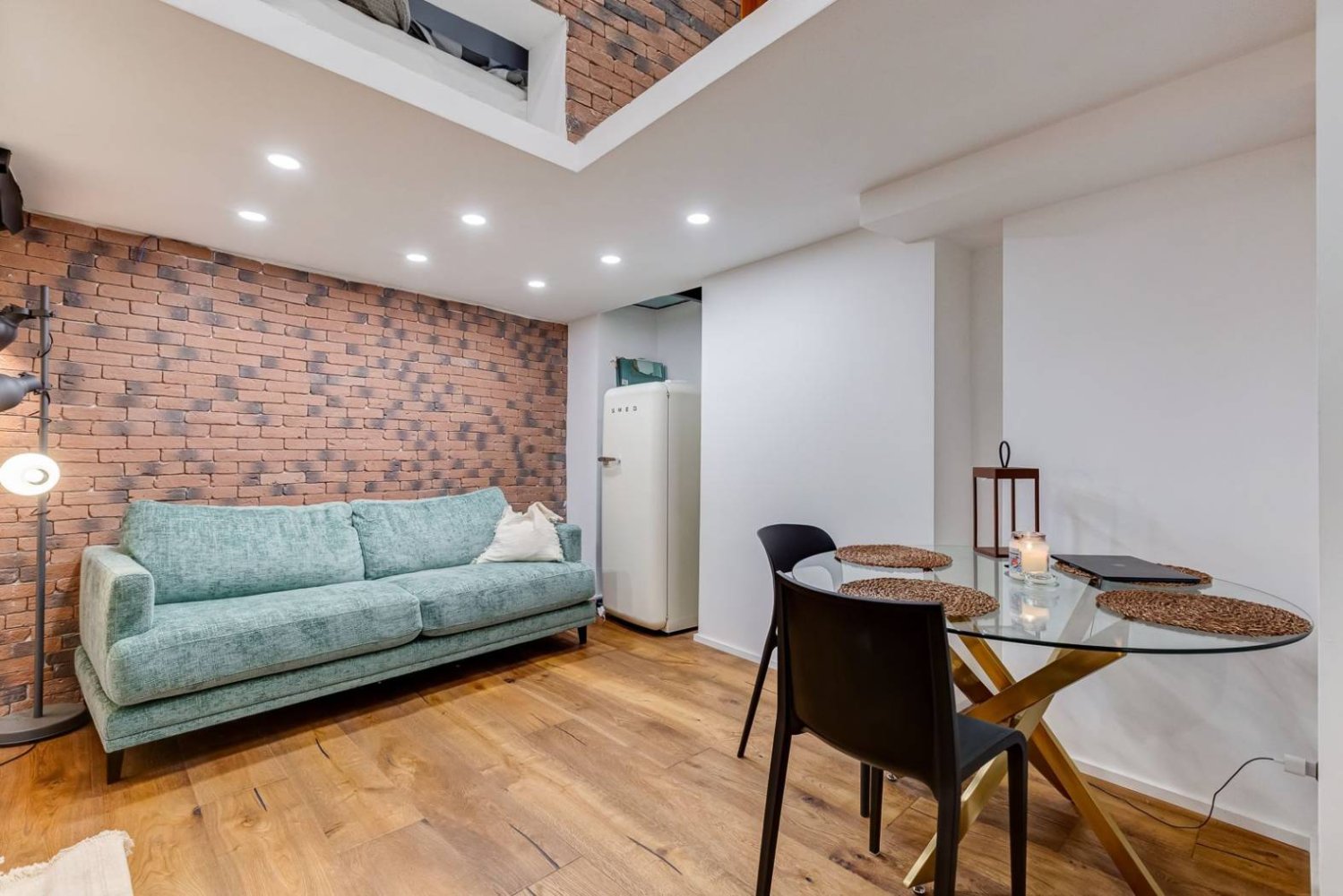 2 bedrooms Apartment in Rome, Italy No. 54013