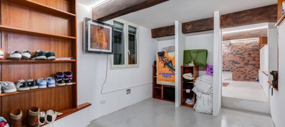 2 bedrooms Apartment in Rome, Italy No. 54013 7