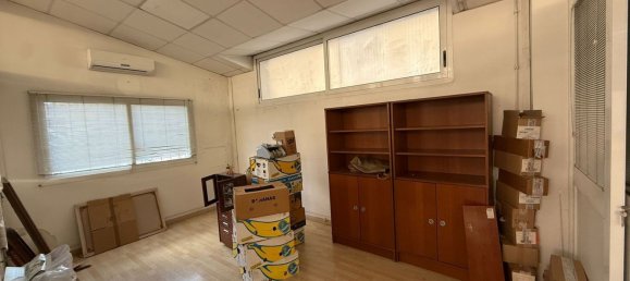 900m² Warehouse in Rome, Italy No. 301768 7