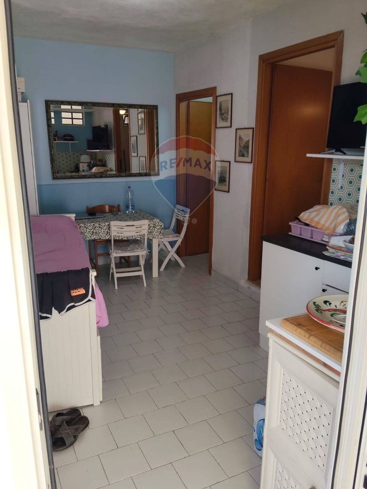 19m² Commercial property in Letojanni, Italy No. 267257