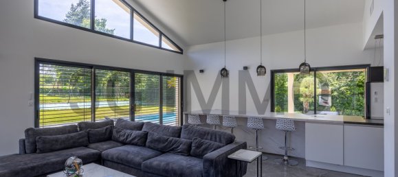 Villa de 4 dormitorios en Buellas, France No. 204290 18