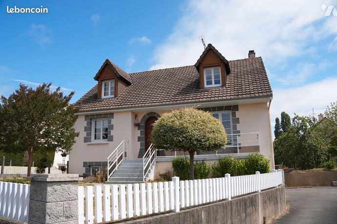 4 غرف نوم فيلا في Mayenne, France رقم 306387