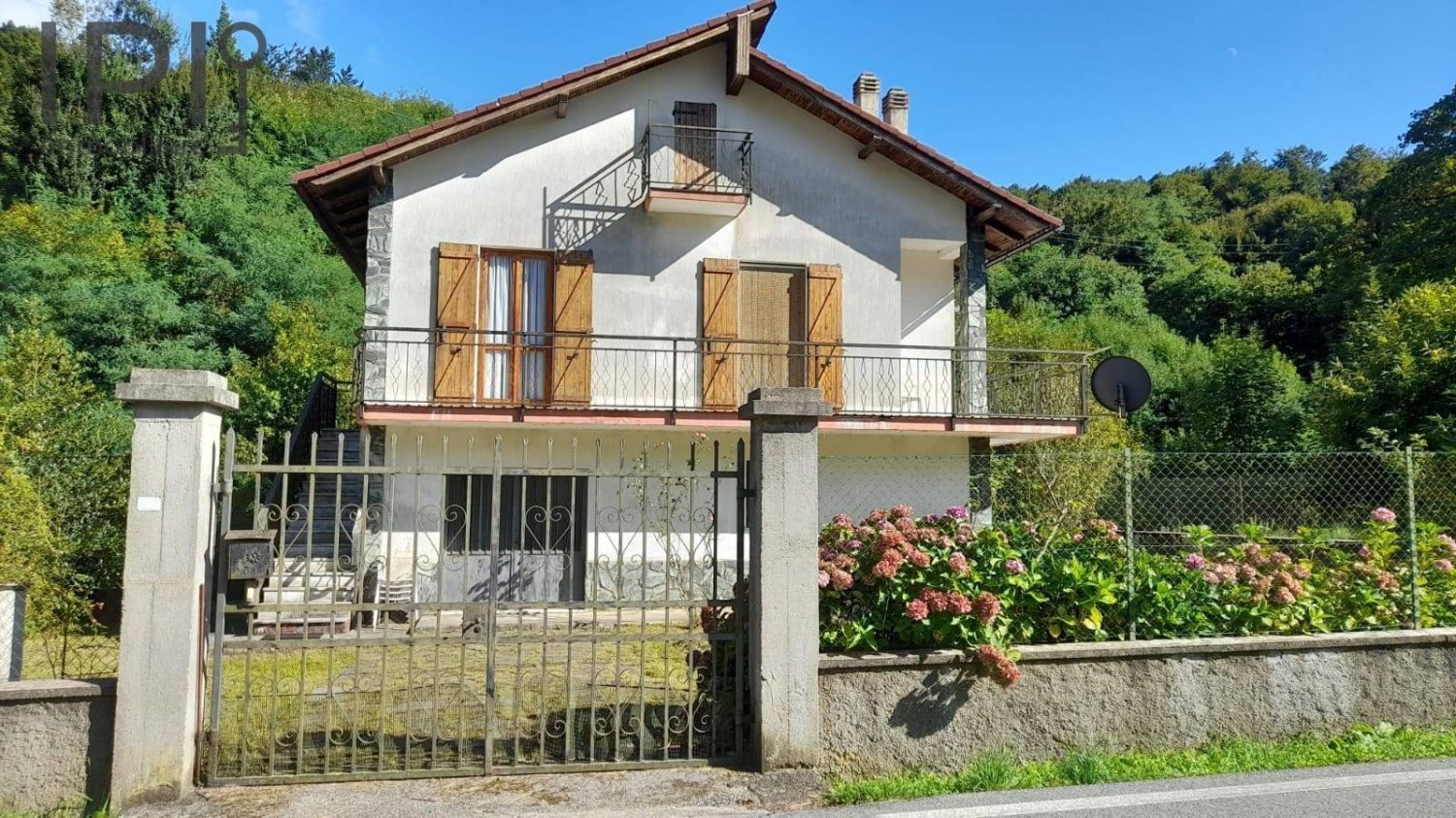 2 bedrooms Villa in Cairo Montenotte, Italy No. 351186