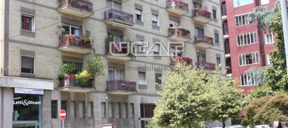 Квартира с 1 спальней в Милан, Италия № 357870 18