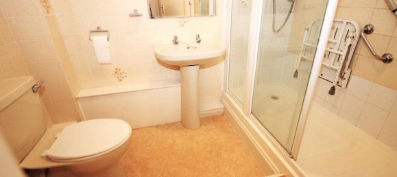 1 bedroom Apartment in Beckenham, United Kingdom No. 1110 6